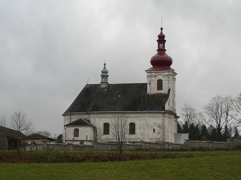 puste žibřidovice pohled na kostel